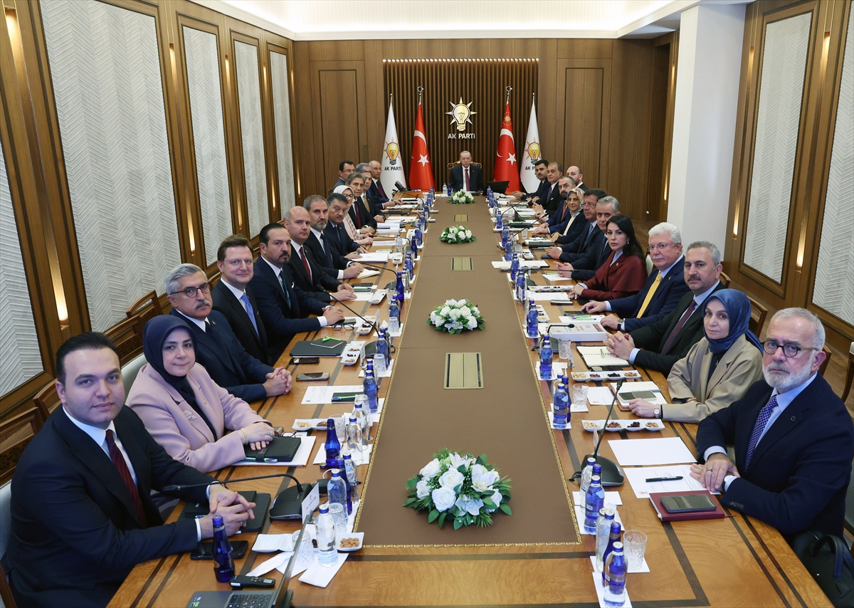 AK Parti MYK toplandı