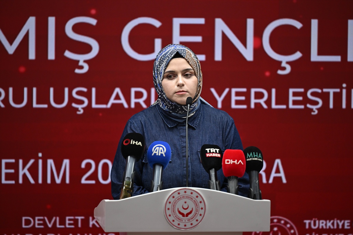 Bakan Göktaş, devlet korumasındaki gençlerin kamu kurumlarına yerleştirilmesi töreninde konuştu: