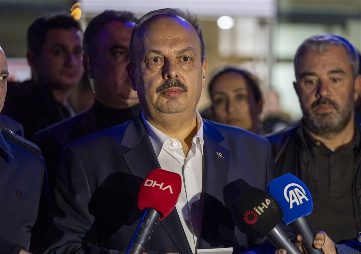 Başkentte uygulama noktasında ateş açılması sonucu polis memuru Türkoğlu şehit oldu