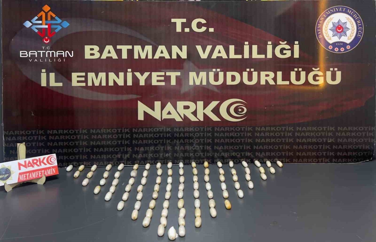Batman'da sindirimine gizlenmiş 750 gram metamfetaminle yakalanan şüpheli tutuklandı