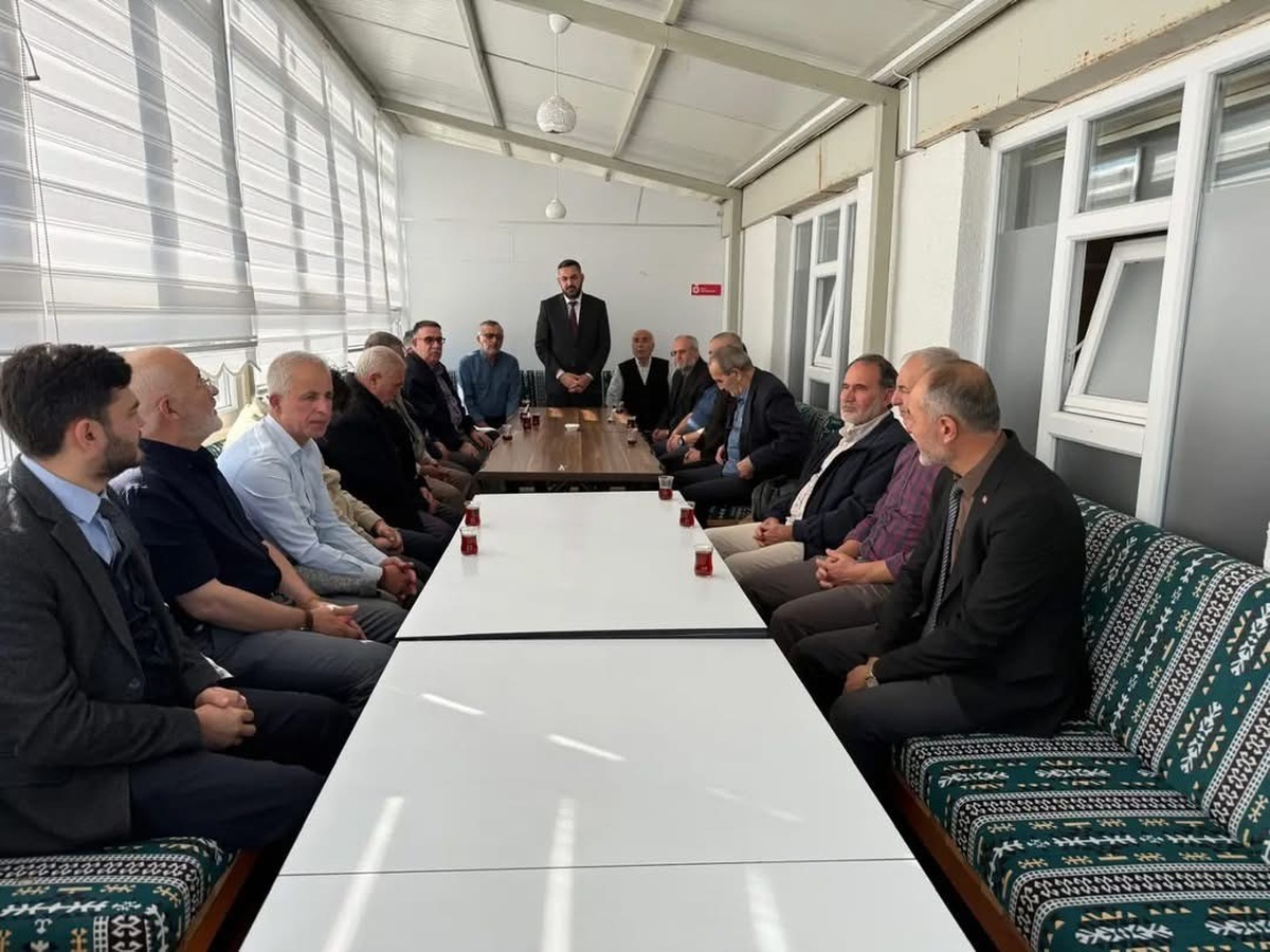 Bozüyük İlçe Müftülüğü emekli din görevlilerine kahvaltı programı düzenledi