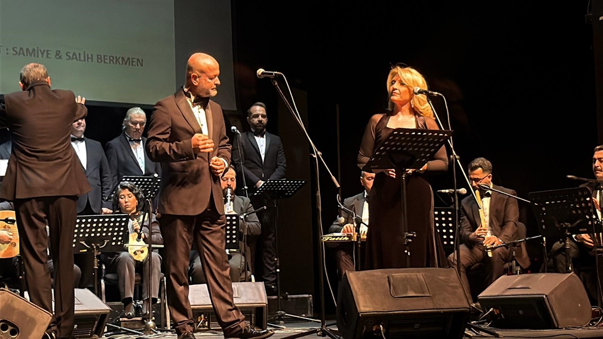 Bursa'da Tayyare Kültür Merkezi'nde Türk Sanat Müziği konseri düzenlendi