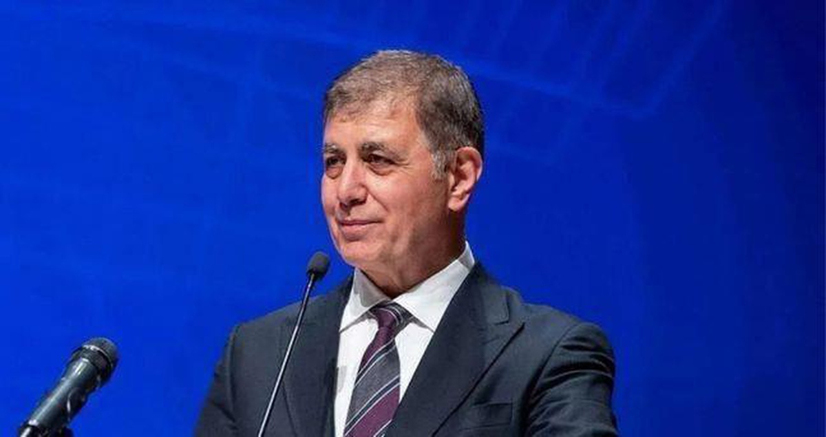 Cemil Tugay'ın ilk eşi kimdir?