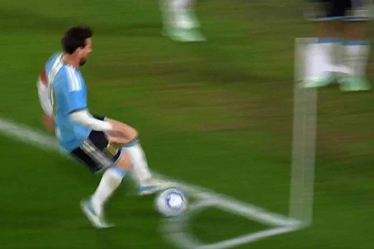 Emeklilik maçında Messi'den inanılmaz hareket