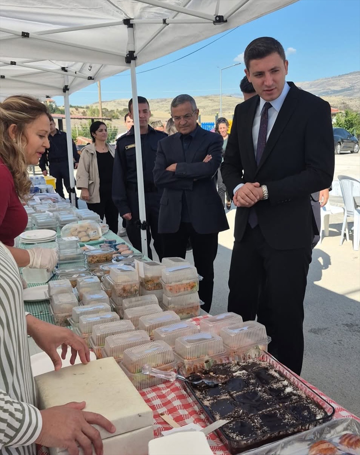 Güdül'de anaokulu bahçesindeki Gazze kermesine Kaymakam da katıldı