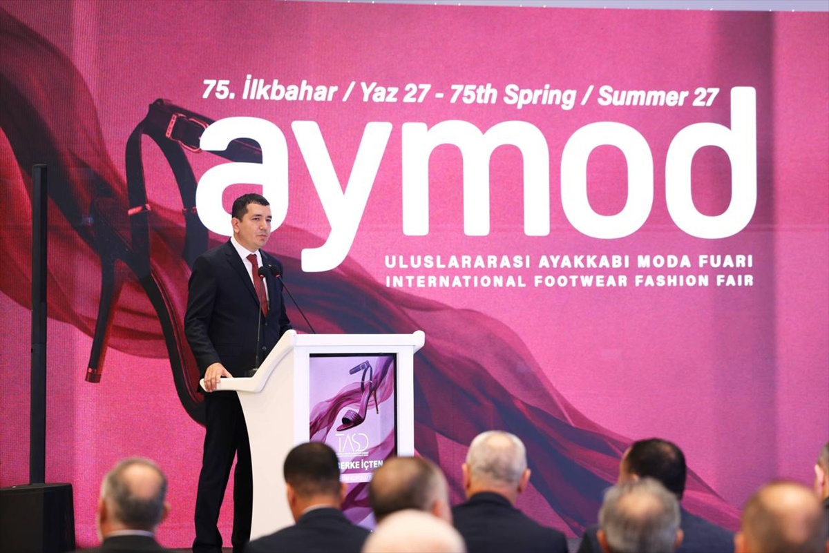 İstanbul'da 75'inci AYMOD Ayakkabı Moda Fuarı ziyarete açıldı