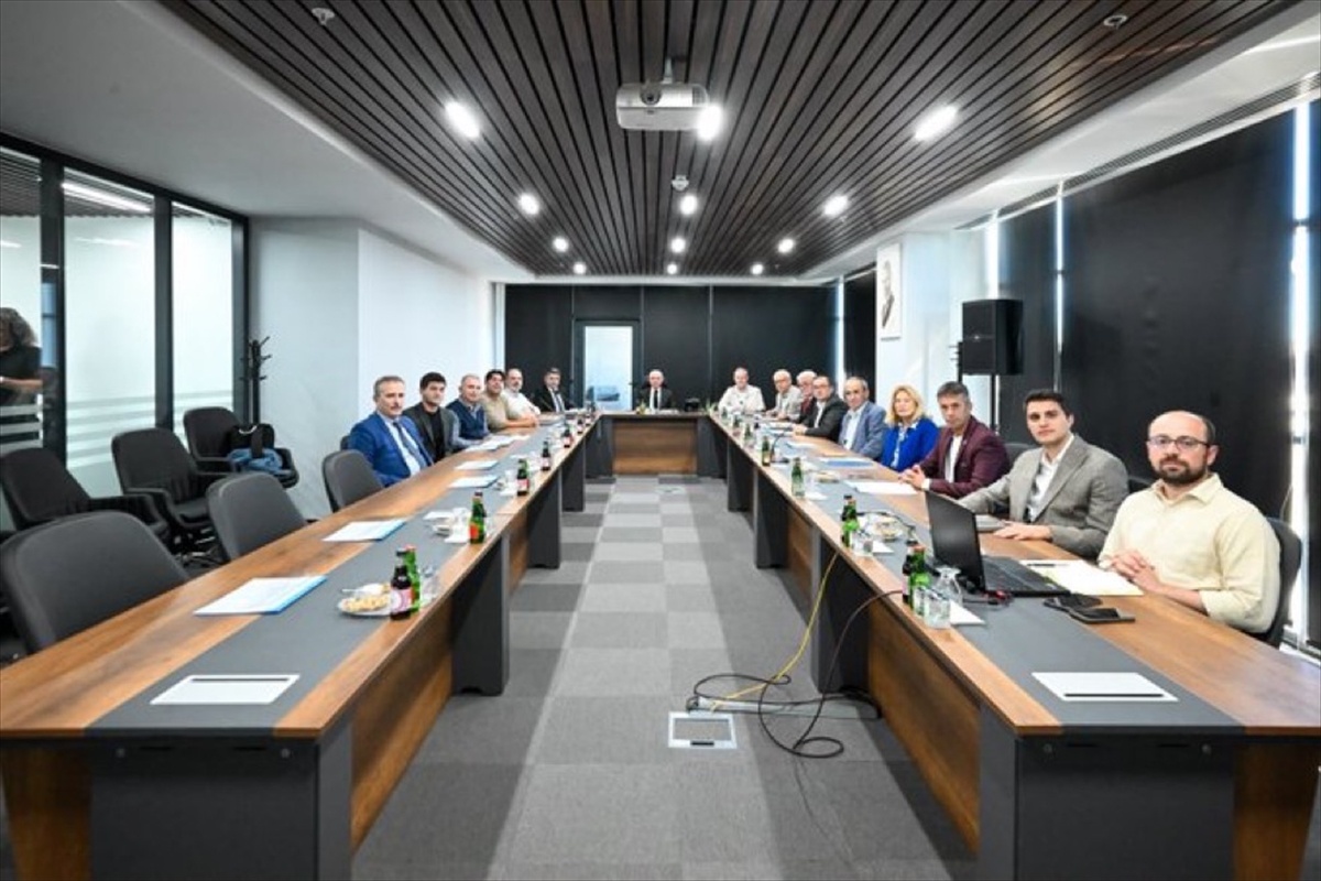 Kırklareli OSB Müteşebbis Heyeti, yatırımları Vali Turan başkanlığında görüştü