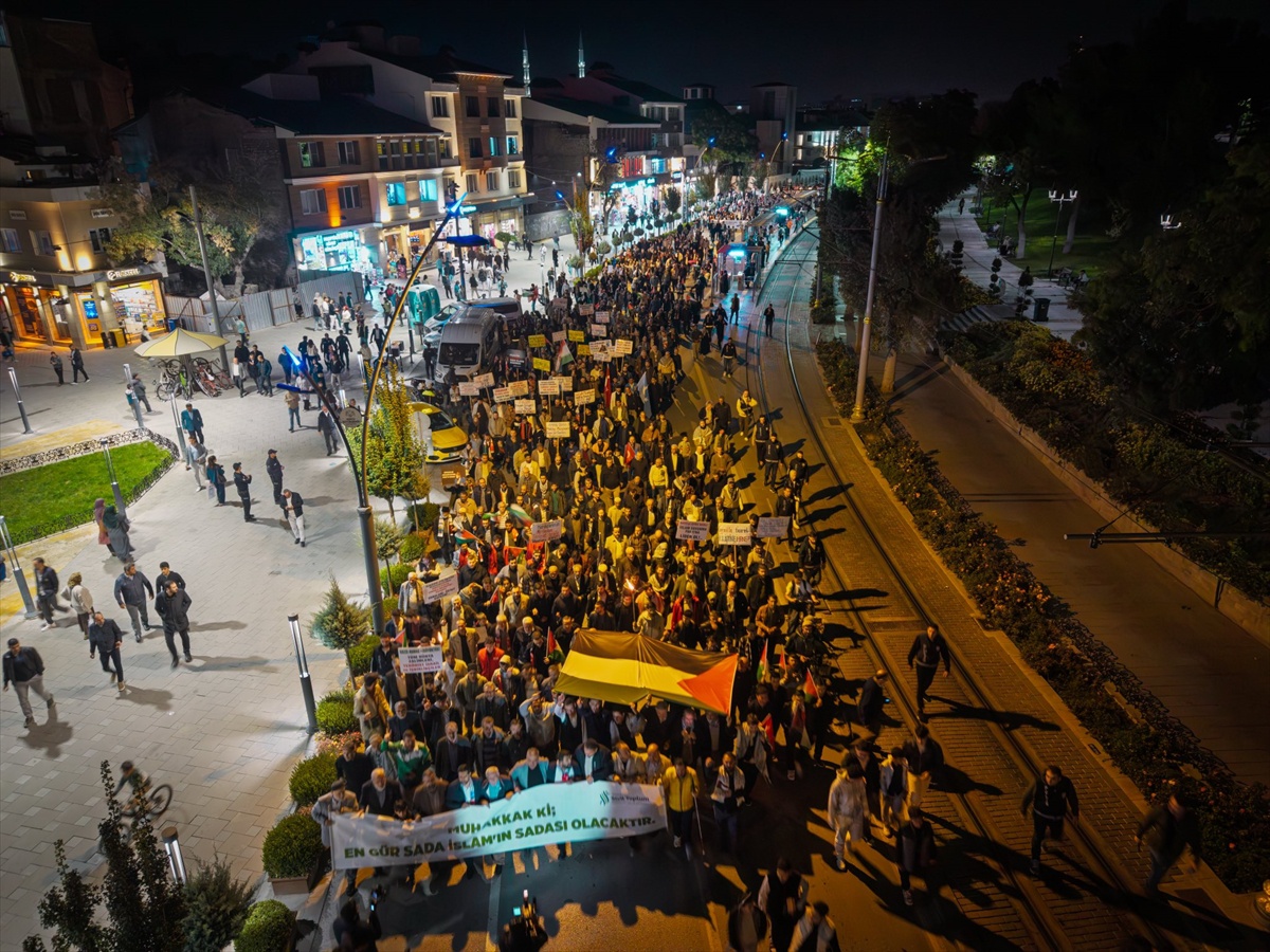 Konya'da Gazze'ye destek yürüyüşünde İsrail'in saldırıları protesto edildi