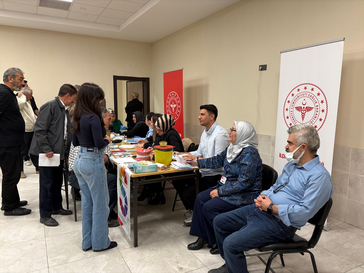Malatya Battalgazi'de eğitim çalışanlarına sağlık taraması yapıldı
