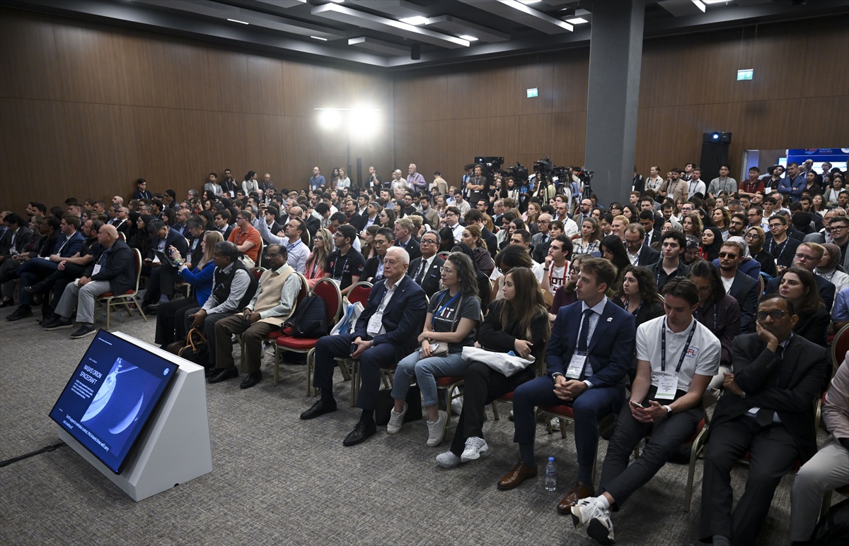 NASA, Antalya'daki 77. Uzay Kongresi'nde Artemis II ön bulgularını yayımladı