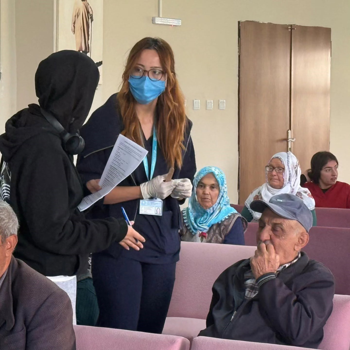 Niğde Bor'da huzurevi sakinlerine üniversite iş birliğiyle diş taraması yapıldı