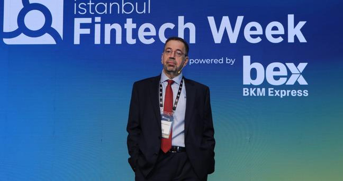 Prof. Dr. Daron Acemoğlu: 'Yapay zekanın merkeziyetçi ve salt bir otomasyon teknolojisi olması zorunluluk değil, bir tercih'