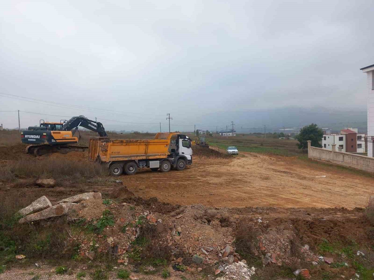 Samsun Kavak'ta Hafızlık Kur'an Kursu ve Camii projesinde temel çalışmaları başladı