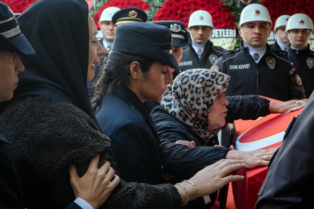Şehit polis Türkoğlu son yolculuğuna uğurlandı