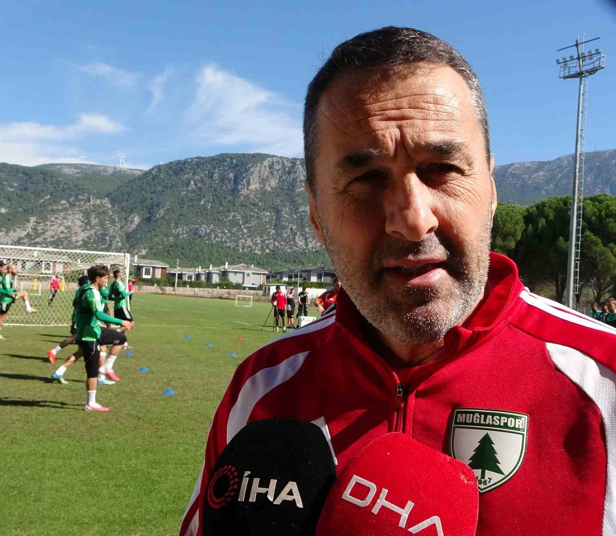 Yalçın Koşukavak, Muğlaspor'un zorlu periyodunda iyi skorlar almak istiyor