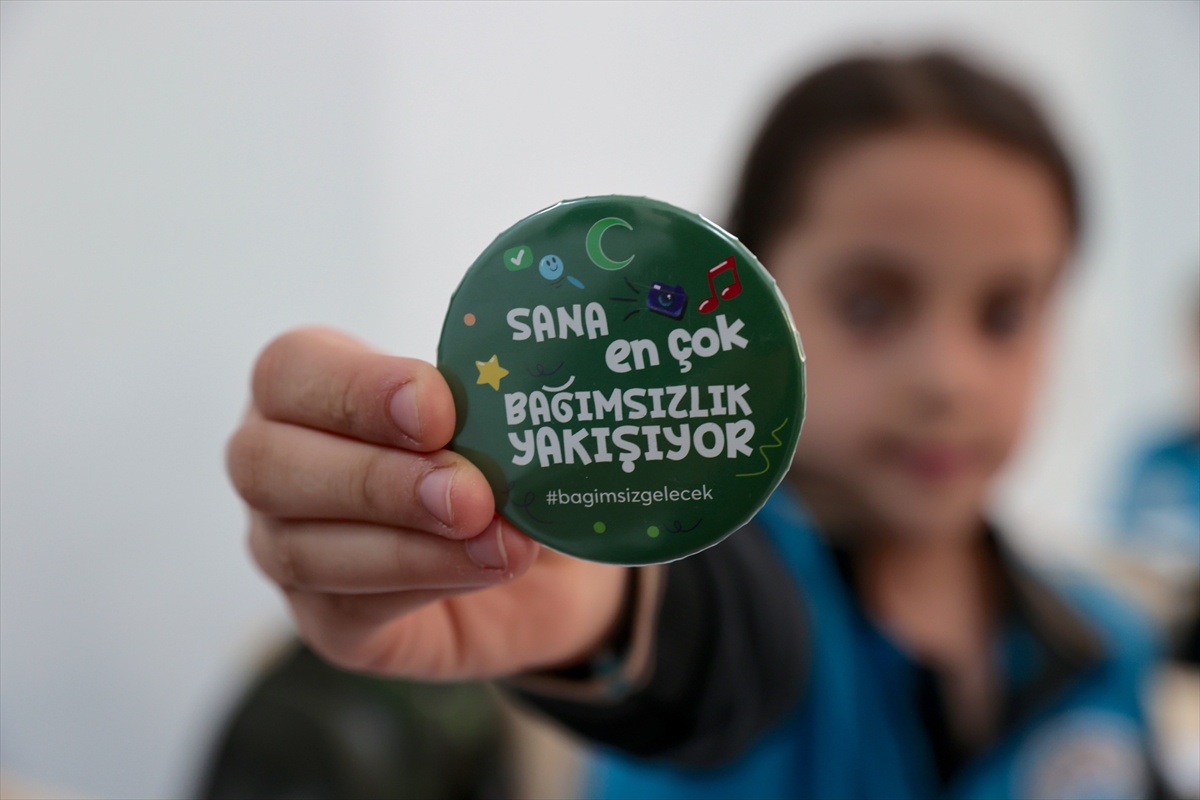 Yeşilay Hakkari geçen yıldan bu yana 1000 öğrenci ve 1100 personele eğitim verdi