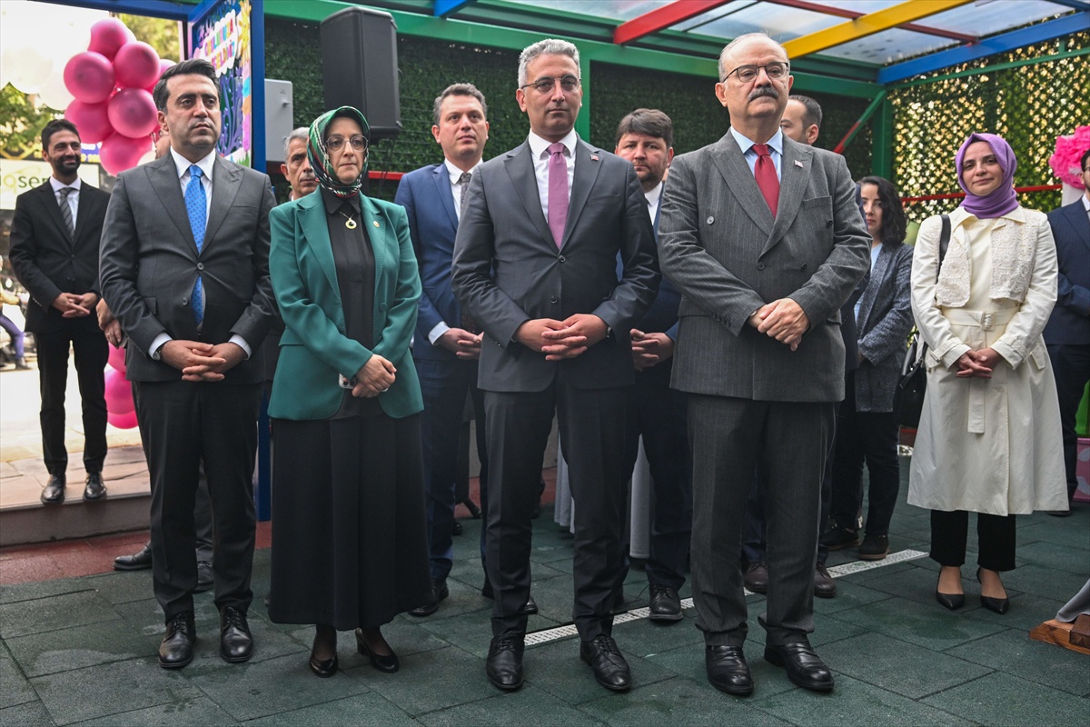 YTB bünyesindeki kreş ve gündüz bakımevi törenle hizmete açıldı