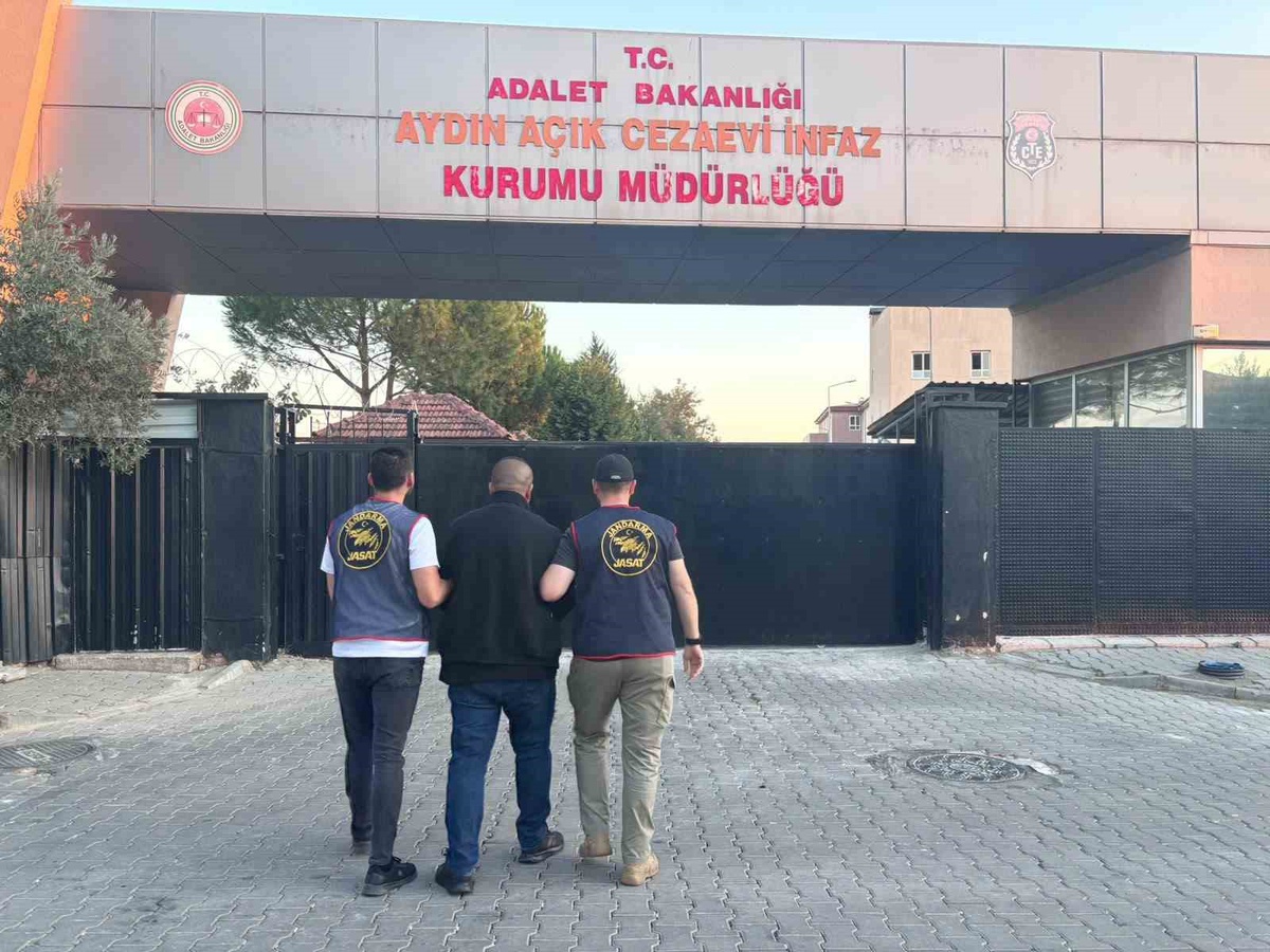 Aydın Efeler'de 17 yıl 6 ay 19 gün hapis cezalı hükümlü JASAT ekiplerince yakalandı