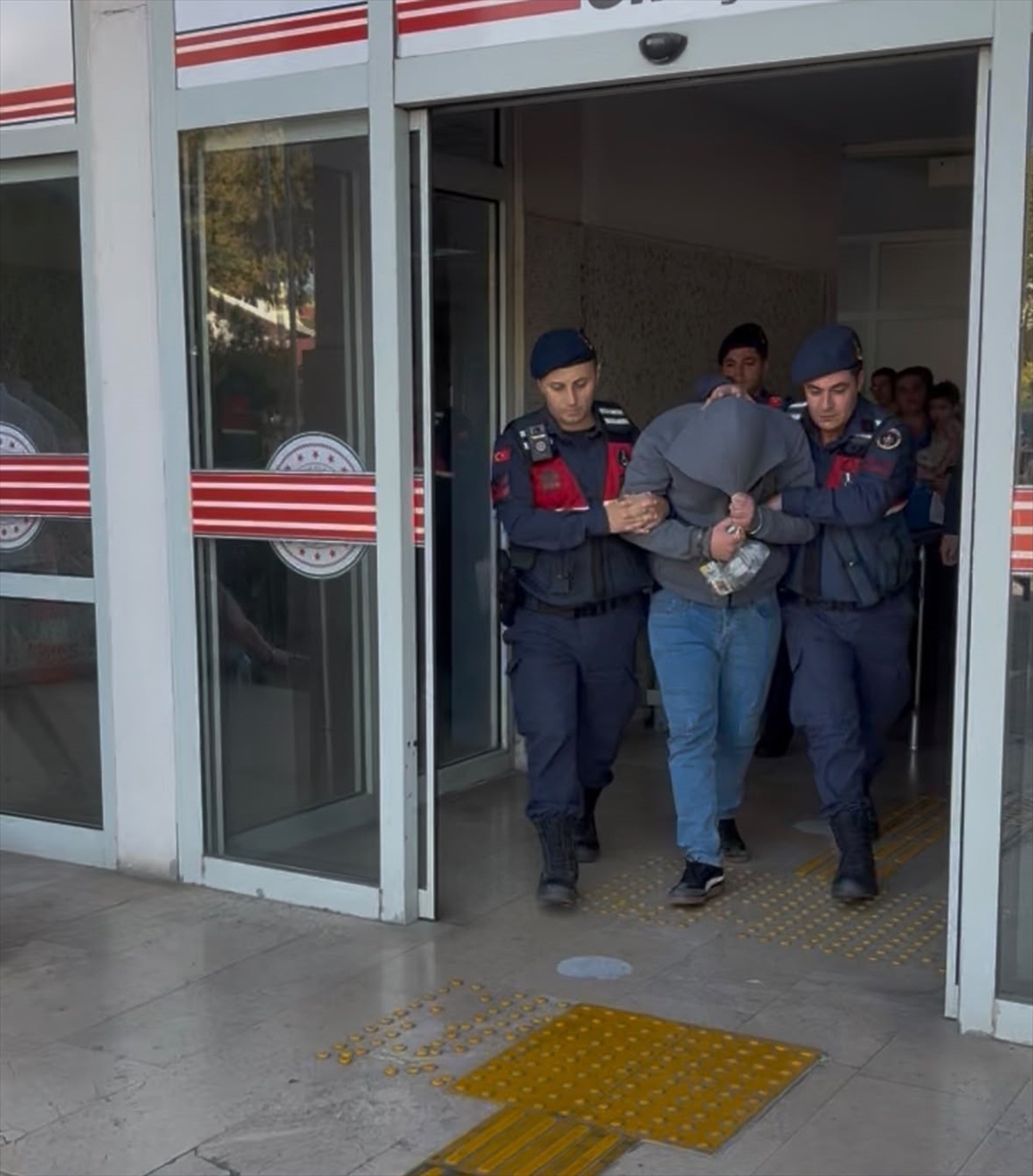 Aydın Nazilli'de uyuşturucu operasyonunda gözaltına alınan şüpheli tutuklandı