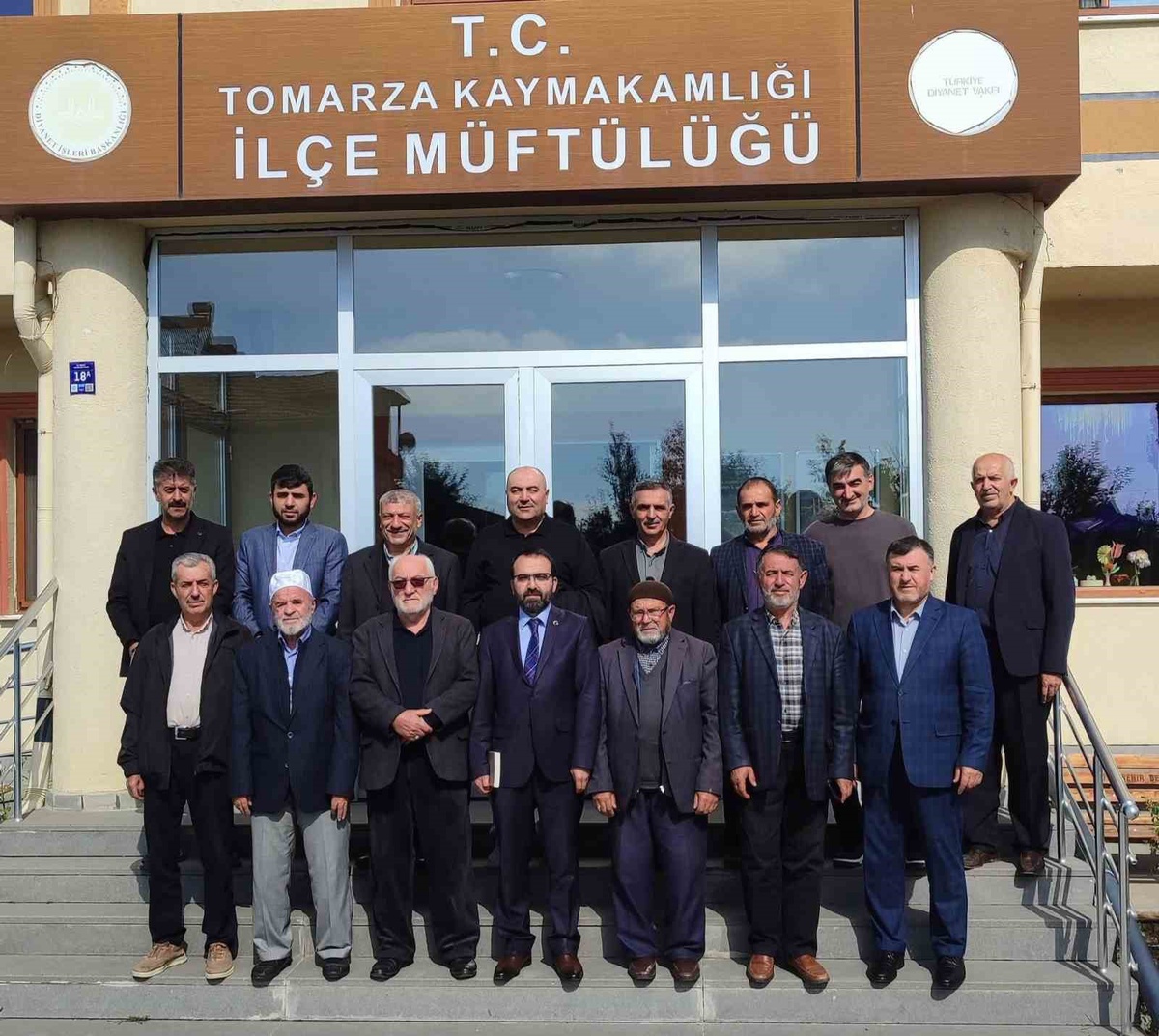 Camiler ve Din Görevlileri Haftası'nda Tomarza'da emekli din görevlileri buluştu