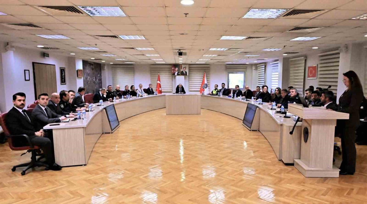 Eskişehir'de okul güvenliği için 2026-2027 dönemi tedbirleri değerlendirildi