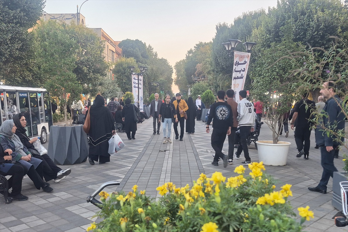 İran'ın Hoy kenti, Konya'yla kardeşliği ve ticaret merkezi yönüyle öne çıkıyor