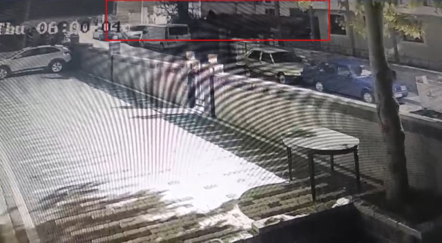 Maltepe'de 7 katlı binanın 3 katı çöktü; çökme anı güvenlik kamerasına yansıdı