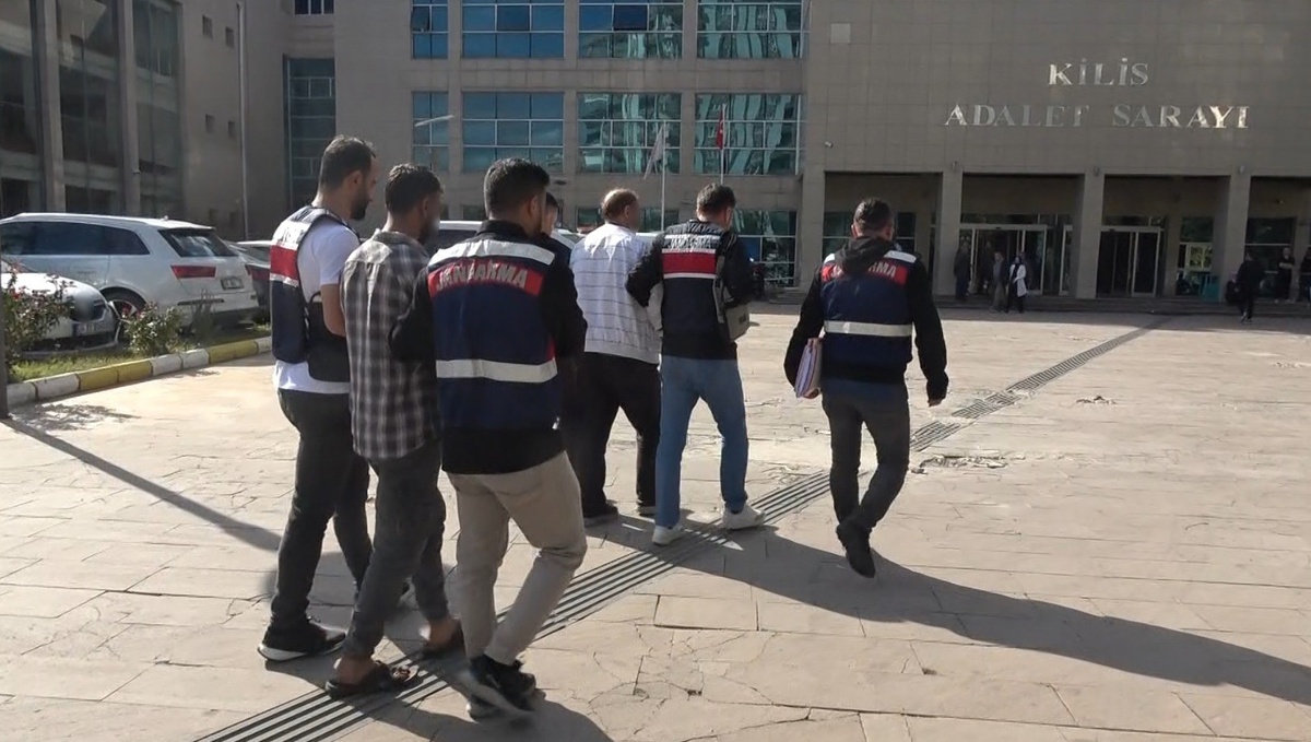 Kilis'te DEAŞ operasyonunda yakalanan 2 şüpheliden biri tutuklandı