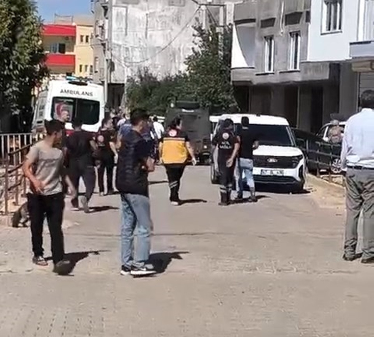 Mardin Kızıltepe'de firari hükümlü, bıçakla intihar girişiminin ardından yakalandı