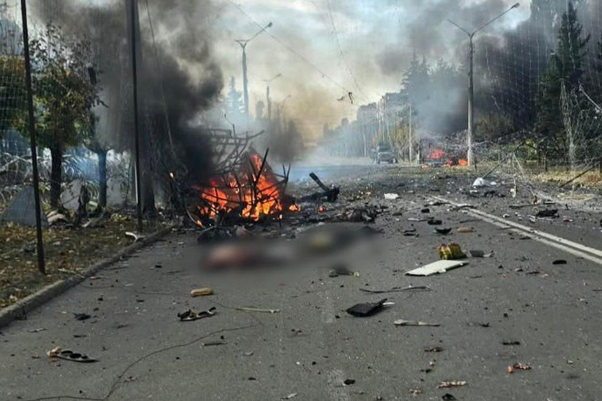 Rusya, Ukrayna'da sivilleri taşıyan yolcu otobüslerini vurdu! 33 kişi hayatını kaybetti