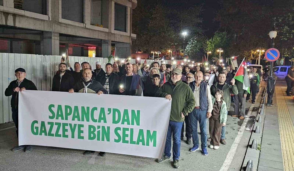 Sapanca’da Gazze’ye destek yürüyüşü