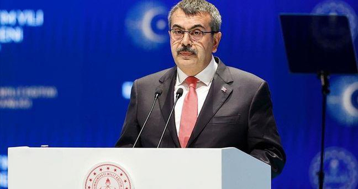 Zorunlu eğitim süresi kısalacak mı? Zorunlu eğitim kaç yıla düşürülecek? Yusuf Tekin açıkladı!