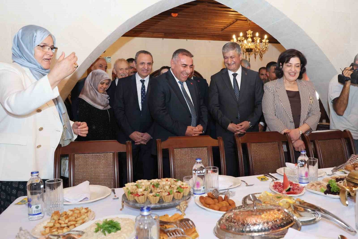 Adana'da tarihi Selamlık, 'Sofra Mirası Evi' olarak hizmete girdi