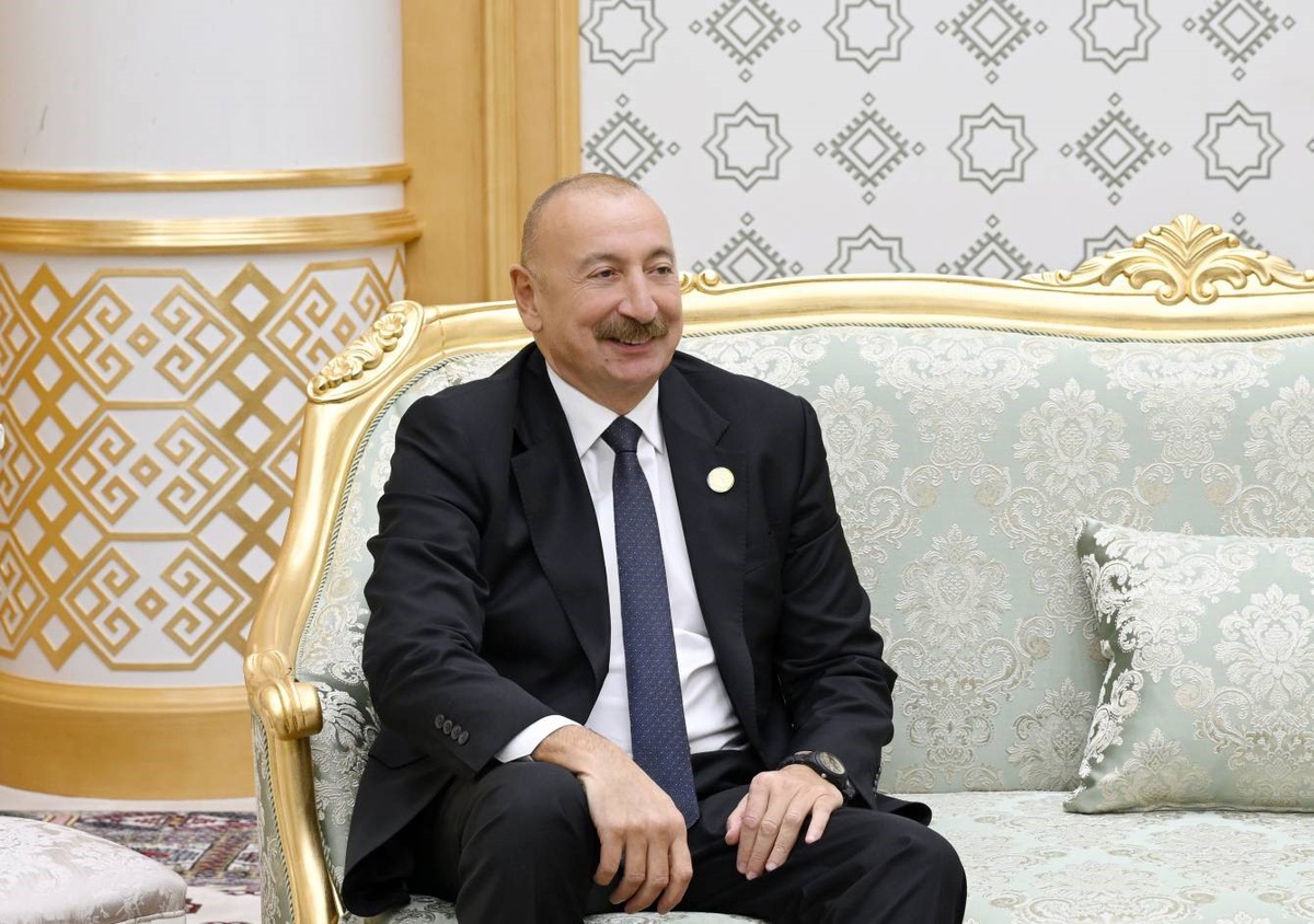 Aliyev Türkmenbaşı'da Pezeşkiyan'la görüştü, Ağbend-Kelale projesinde sona yaklaşıldı