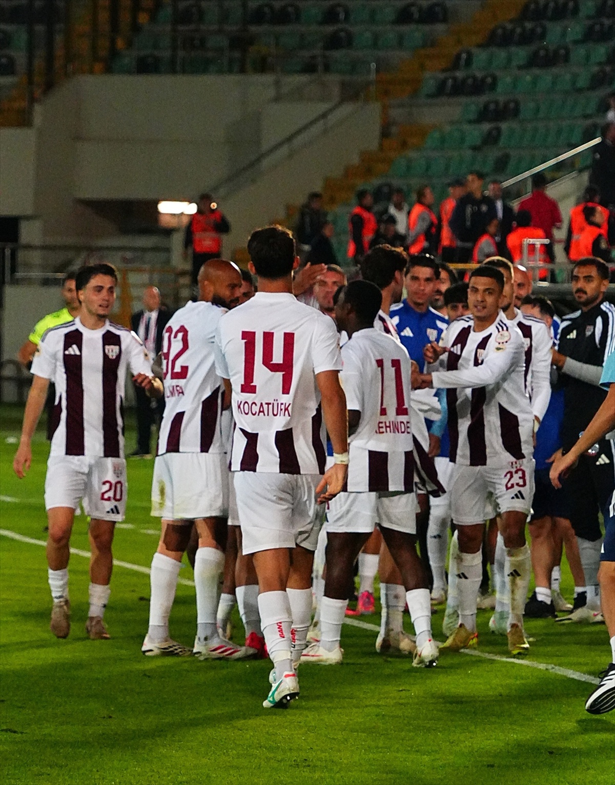 Bandırmaspor, Trendyol 1. Lig'in 9. haftasında Artı Değer Vanspor'u 2-0 yendi