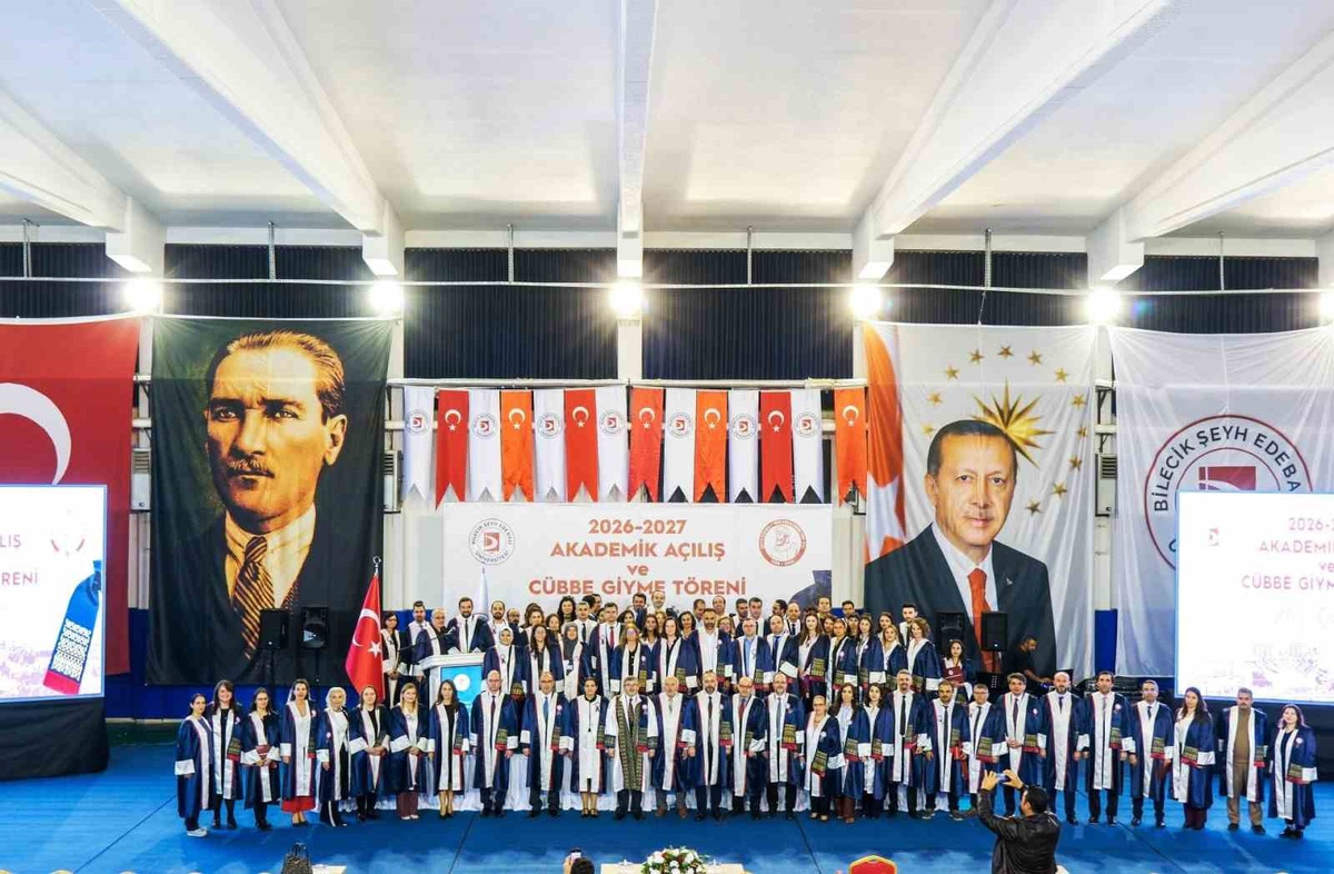 Bilecik'te BŞEÜ akademik açılışında 75 öğretim üyesi cübbe giydi