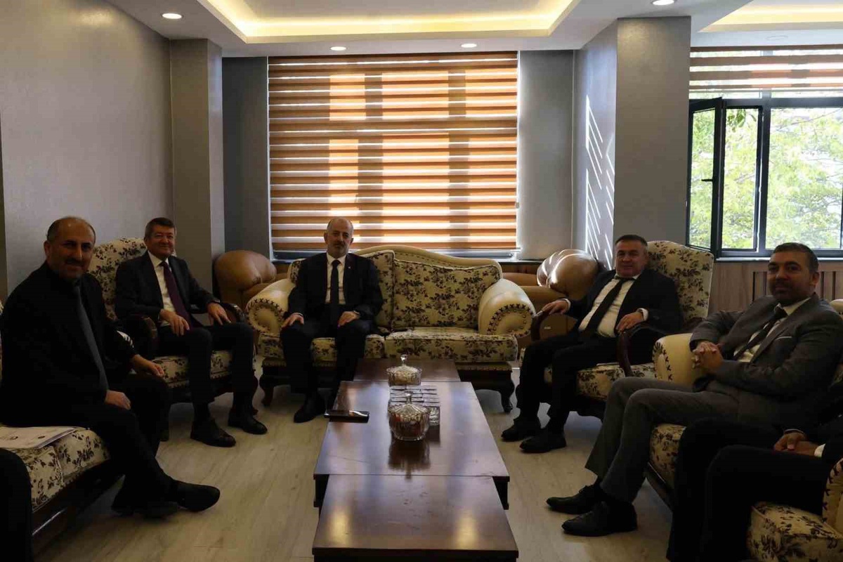 Bilecik'te ÇEDES Projesi toplantısında üç kurum gençlik çalışmalarını görüştü