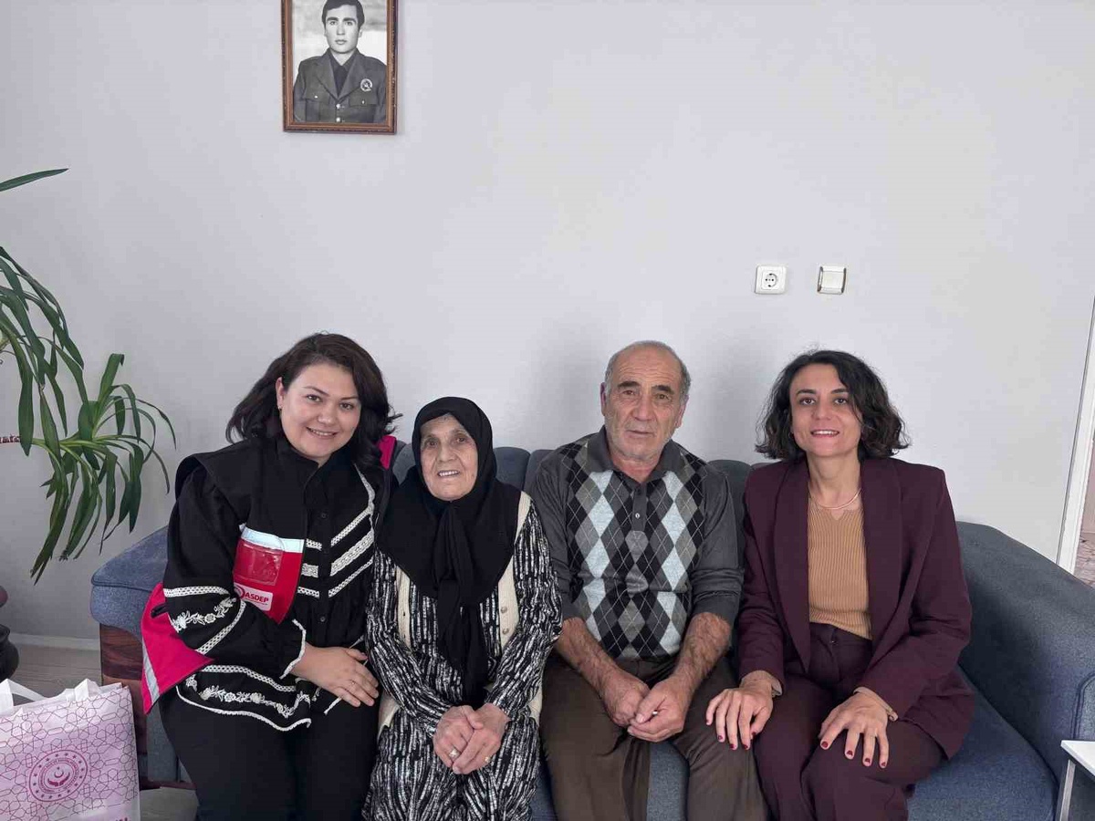 Bilecik’te şehit ailesine vefa ziyareti