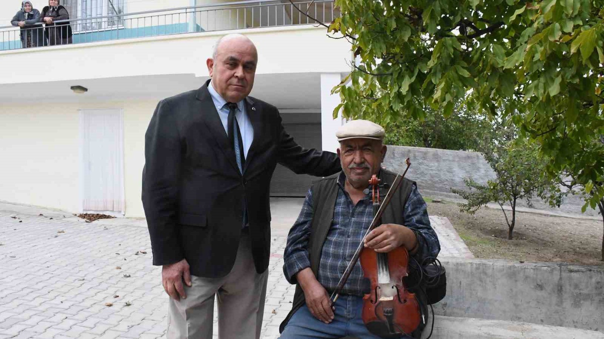 Bozkırın Tezenesinin Yozgat’taki mirası için çağrı: "Adı yaşasın, sanatı ölmesin"