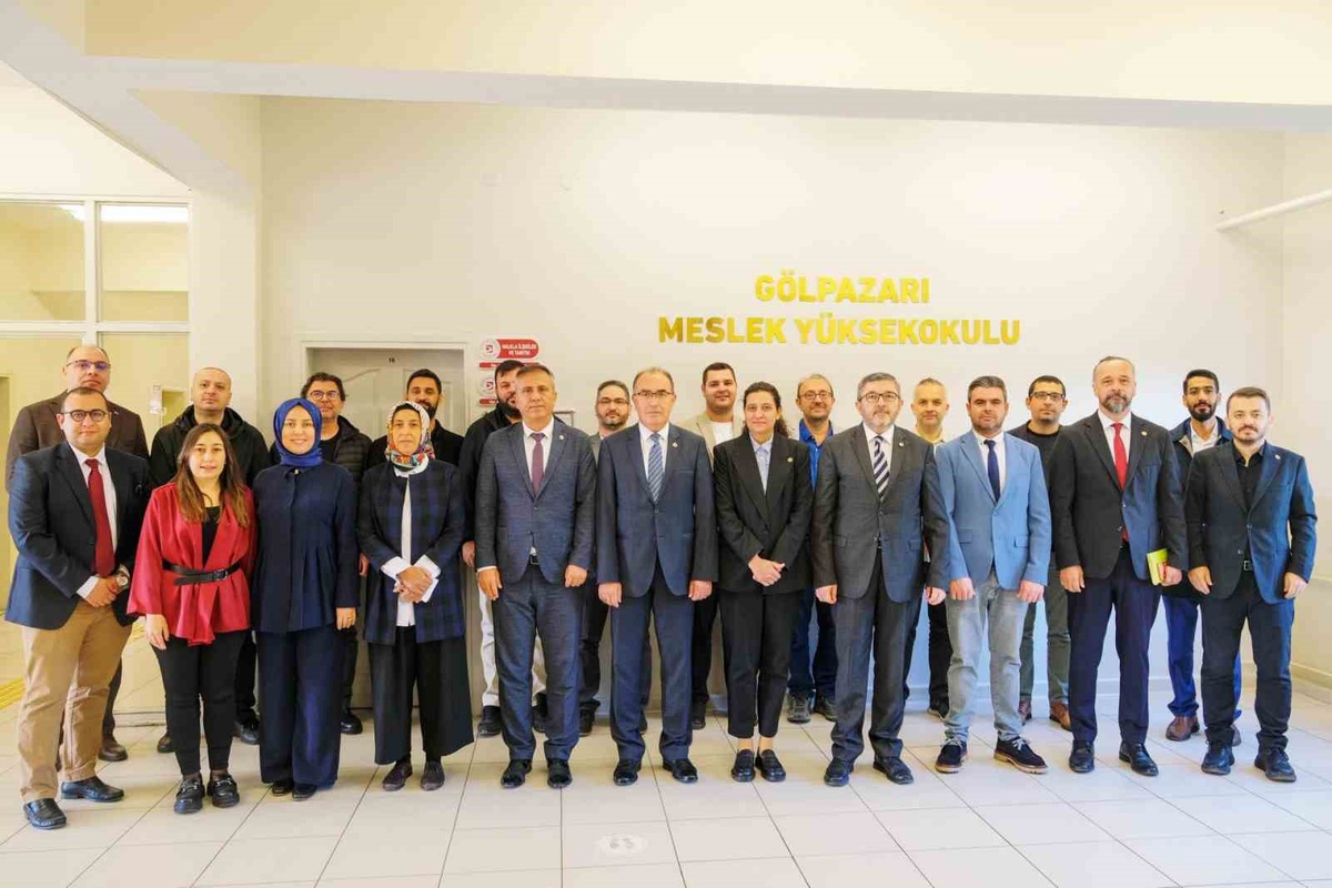 BŞEÜ Gölpazarı MYO'da 2026-2027 hedefleri ve yapay zekâ çalışmaları görüşüldü