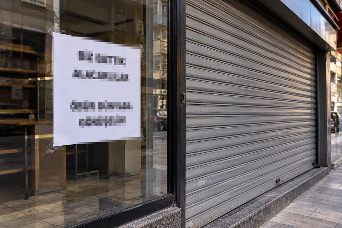 Bursa'da kepenk indiren esnaftan çarpıcı veda: Alacaklılar, öbür dünyada görüşelim
