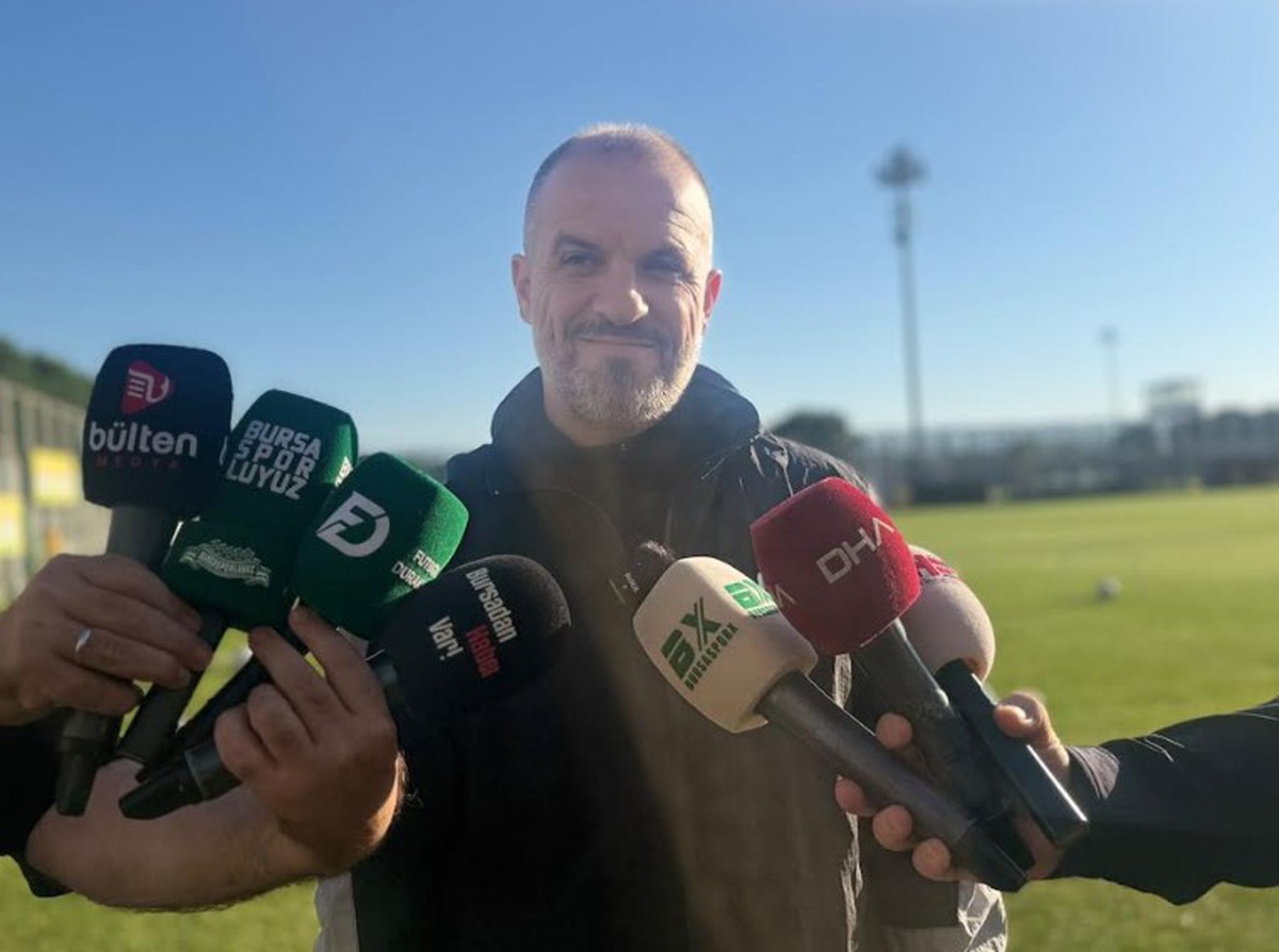 Bursaspor Teknik Direktörü Mustafa Er, Iheanacho'dan memnun olduğunu açıkladı