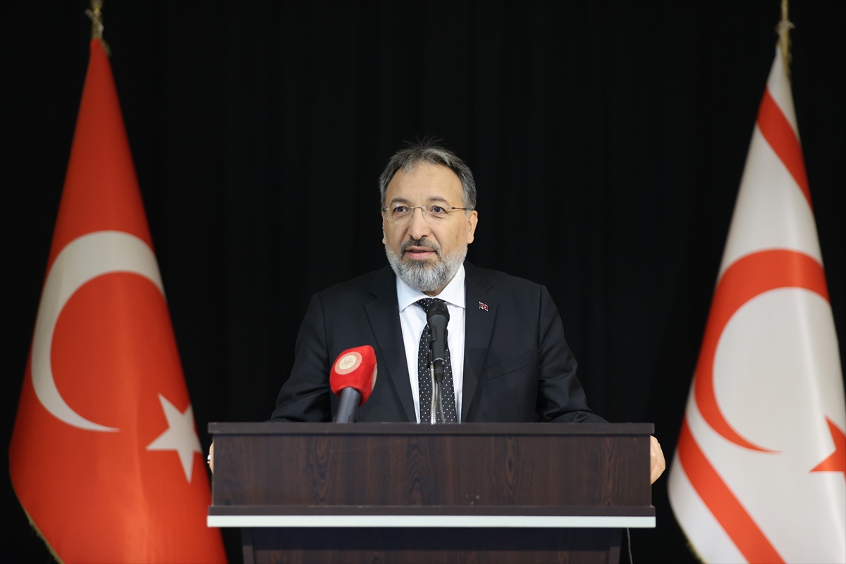 Diyanet İşleri Başkanı Arpaguş, KKTC'de ilahiyat koleji öğrencilerine seslendi