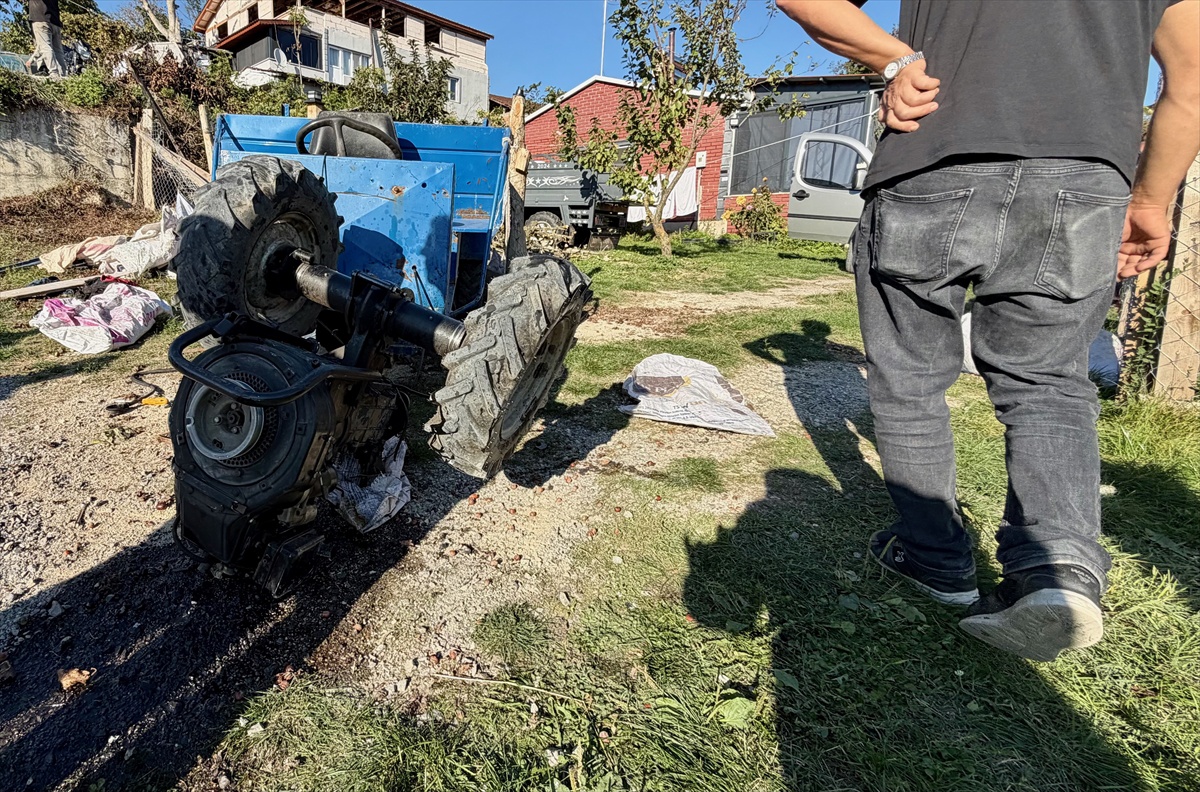 Düzce'de 'pat pat' tarım aracı devrilince 1 kişi öldü, 1 kişi yaralandı