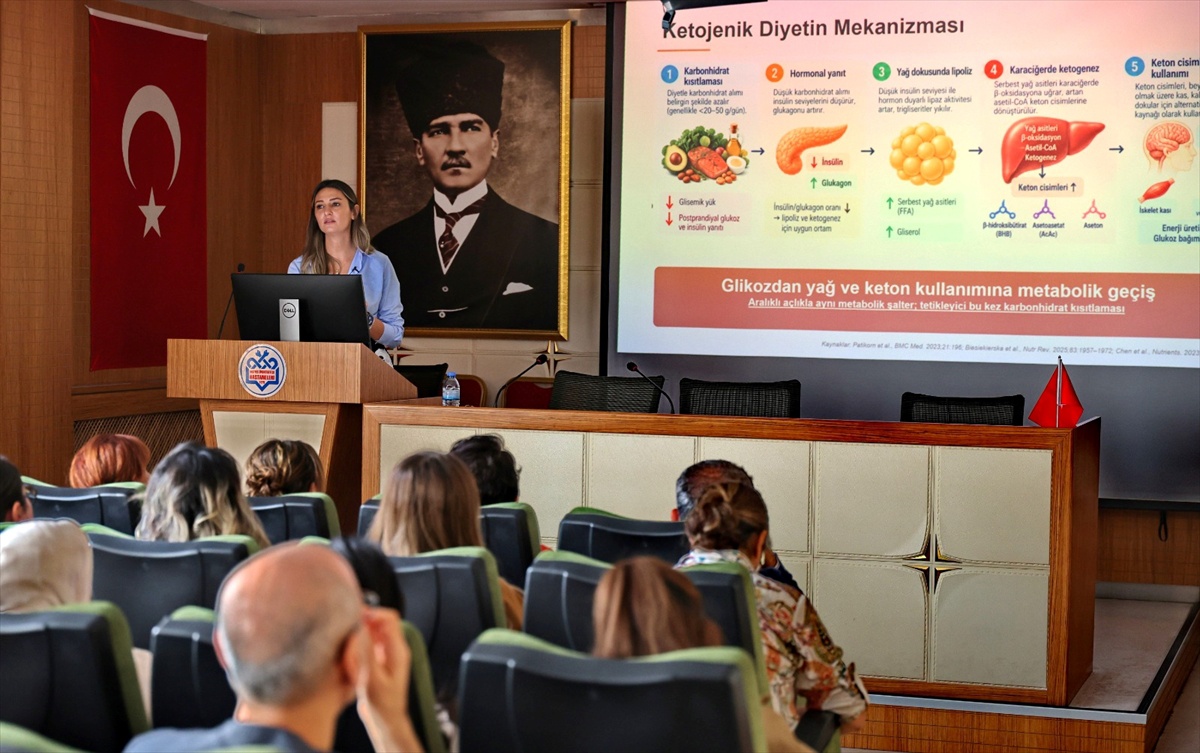 ERÜ'de klinik beslenme seminerinde popüler diyetler bilimsel kanıtlarla ele alındı