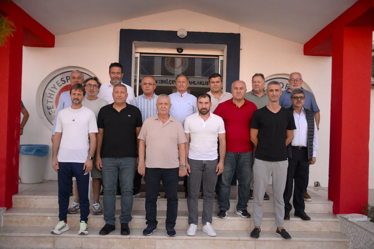 Fethiyespor, teknik direktörlüğe eski çalıştırıcısı Mustafa Ceviz'i getirdi