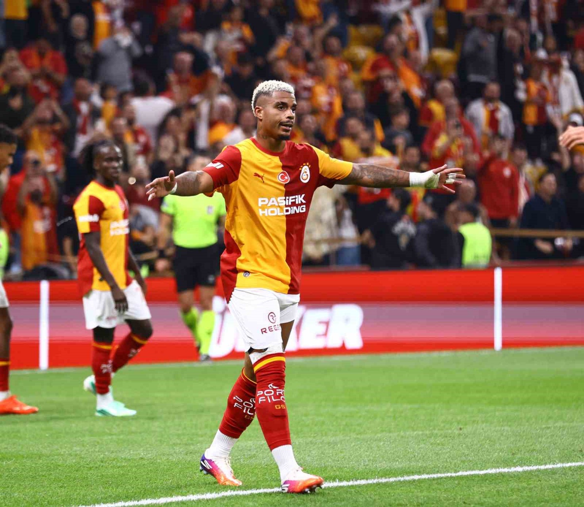 Galatasaray'da Mario Lemina, Kasımpaşa maçında 35 gün sonra sezonun ilk golünü attı