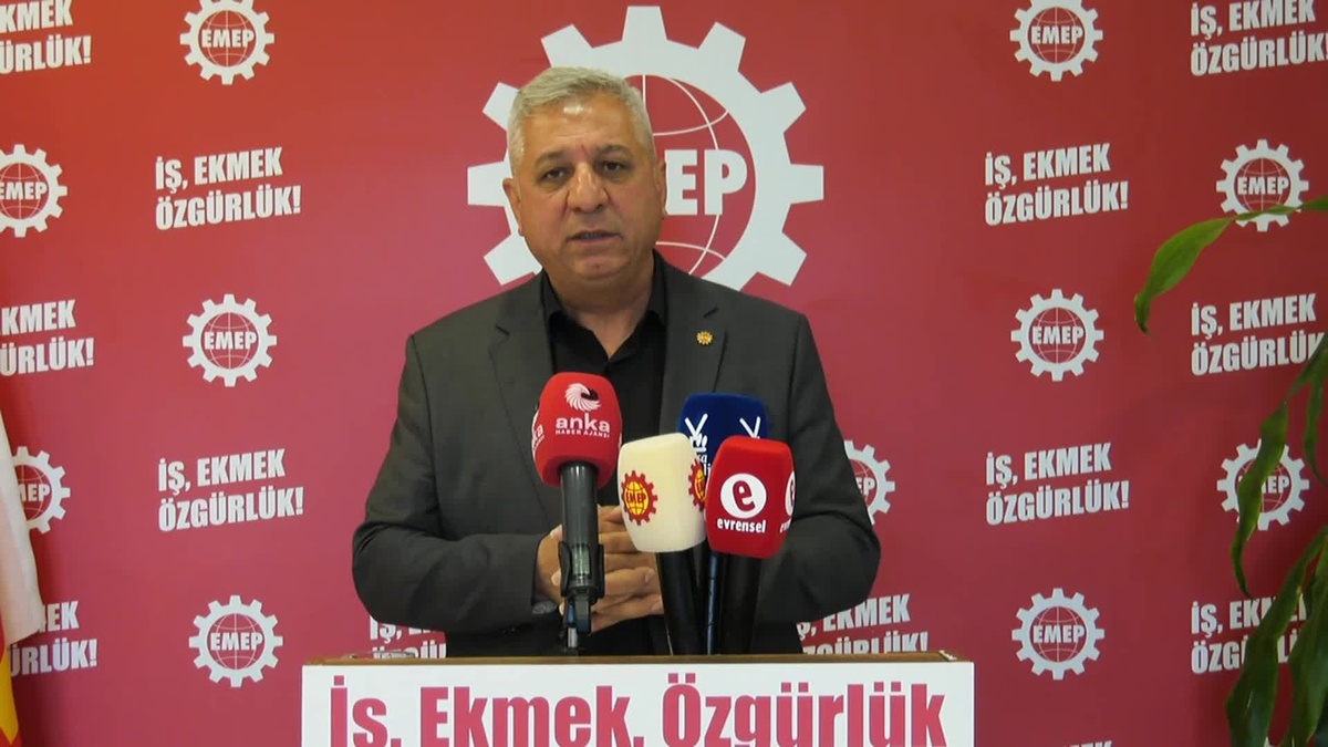 Seyit Aslan, İstanbul'da acil tahliye gereken 10 bin riskli bina olduğunu söyledi
