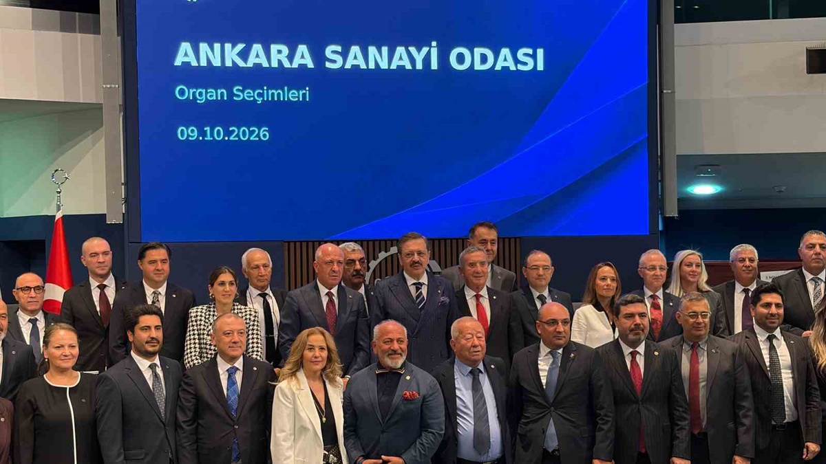 TOBB Başkanı Hisarcıklıoğlu ASO seçiminde oyunu kullandı, Ardıç'ı tebrik etti