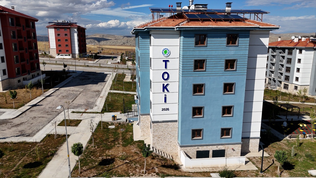 TOKİ, yılbaşından bu yana 58 şehirde 83 bin 504 sosyal konutu tamamladı